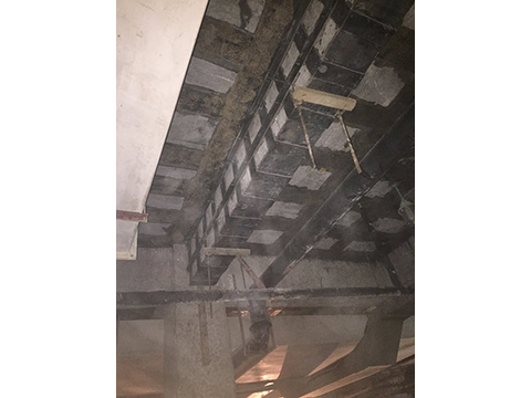 建筑加固中纤维增强复合材料加固混凝土结构的方法
